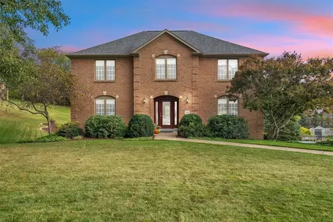 5495 Beverly Ct, Bethel Park, PA 15102