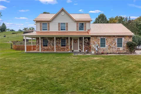 200 Carroll Ln, Monongahela, PA 15063