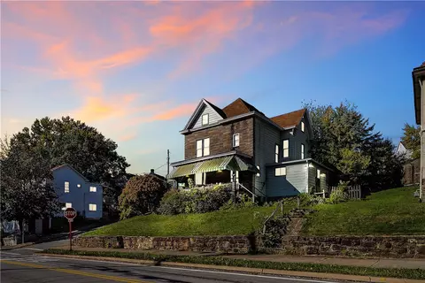 701 Pennsylvania Ave, Irwin, PA 15642