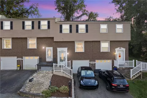 602 Cortland Dr E, Mckees Rocks, PA 15136