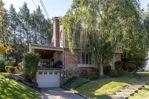 138 Bleil Dr, Glenshaw, PA 15116