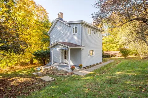 1260 Riggs Rd, South Park, PA 15129