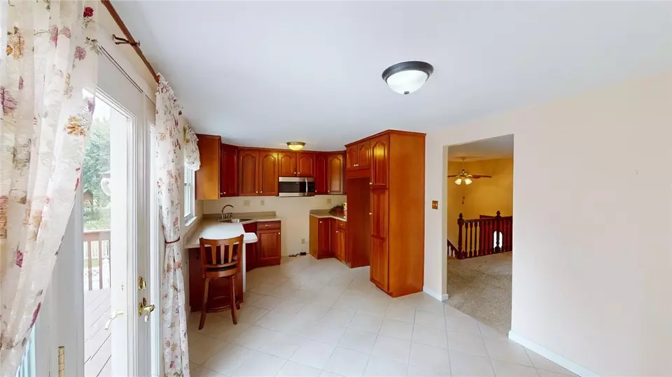  116 Layton Dr, Butler, PA 16001 photo 6
