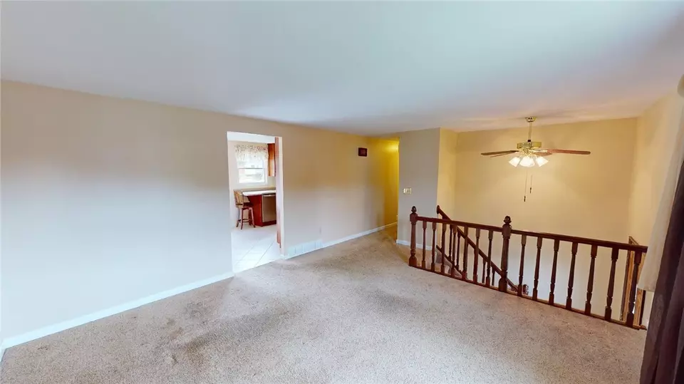  116 Layton Dr, Butler, PA 16001 photo 3