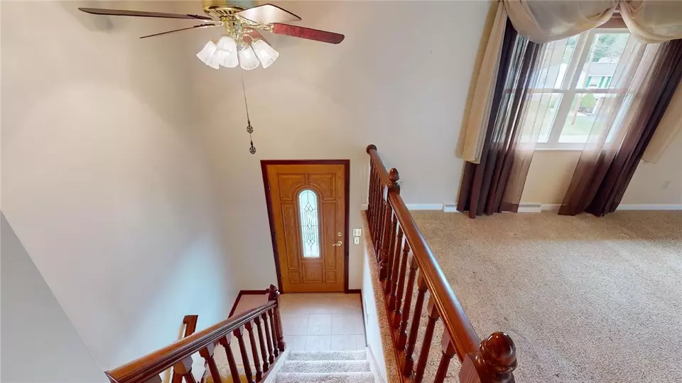  116 Layton Dr, Butler, PA 16001 photo 2