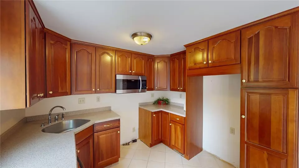  116 Layton Dr, Butler, PA 16001 photo 7