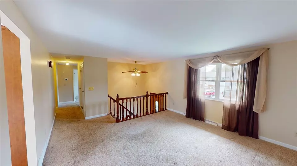  116 Layton Dr, Butler, PA 16001 photo 4
