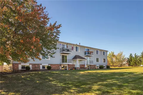 1634 Jefferson Ridge Dr, Clairton, PA 15025