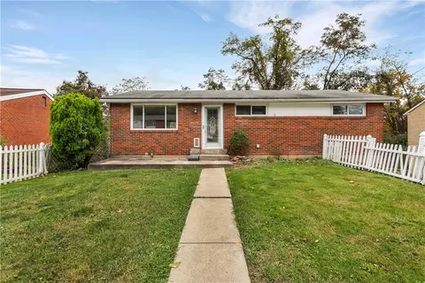 319 Walpole Dr, Pittsburgh, PA 15235