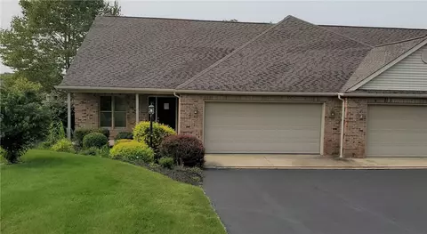 136 Abbey Rd, New Castle, PA 16105
