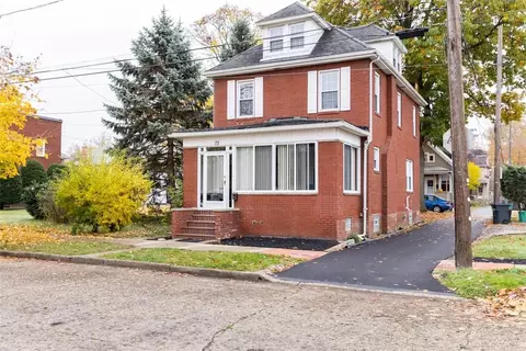 72 13th St, Ambridge, PA 15003