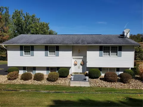 2070 Avella Rd, Avella, PA 15312