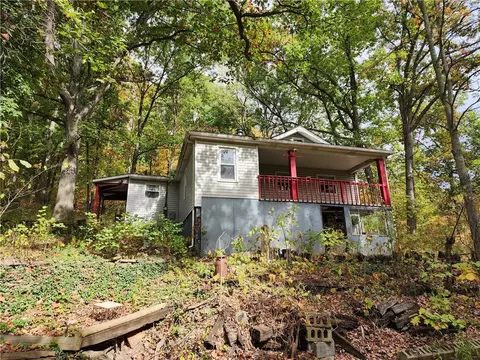 152 Aley Hill Rd, Beaver Falls, PA 15010