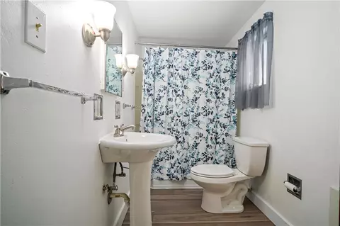 1830 Cecil St, Pittsburgh, PA 15215 photo 9