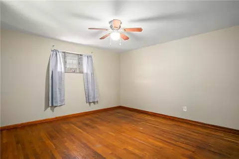1830 Cecil St, Pittsburgh, PA 15215 photo 13