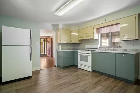 1830 Cecil St, Pittsburgh, PA 15215 photo 8