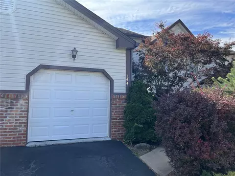 1444 Lexington, Lawrence, PA 15055