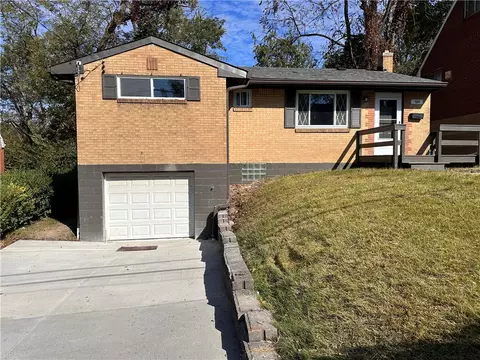 584 Guylyn Dr, Pittsburgh, PA 15235