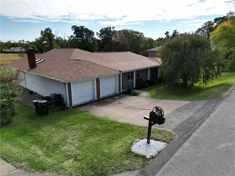 134 Woods Ave, Monaca, PA 15061