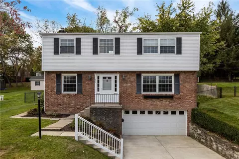 937 Balmoral Dr, Pittsburgh, PA 15237