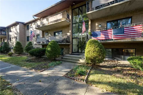 150 Waverly Ave #1, Pittsburgh, PA 15229