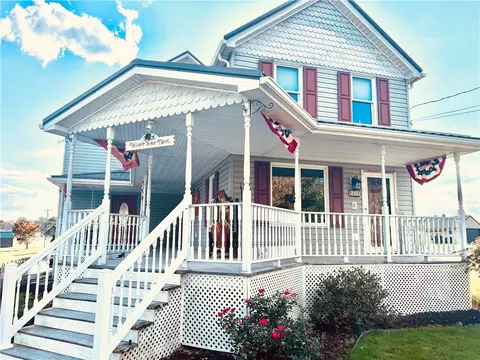 322 Perry Ave, Belle Vernon, PA 15012