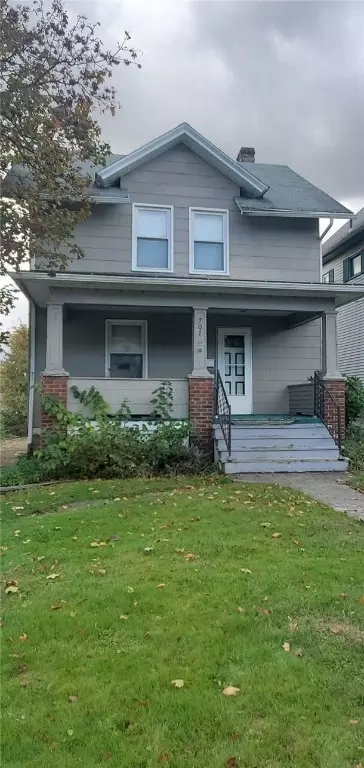 707 N Mercer St, New Castle, PA 16101