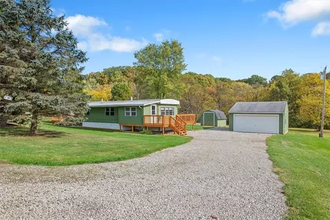 14 Shiska Ln, Clinton, PA 15026