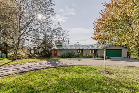 256 Alpine Heights Rd, Champion, PA 15622