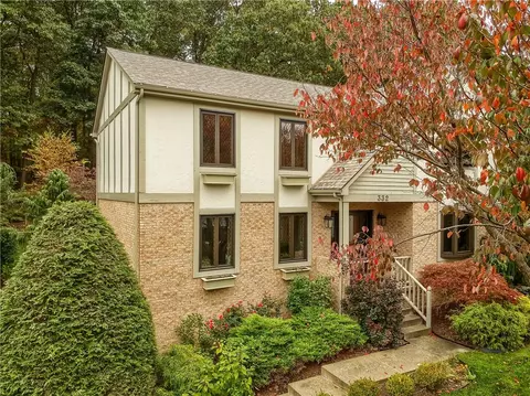 332 Cloverdale Dr, Wexford, PA 15090