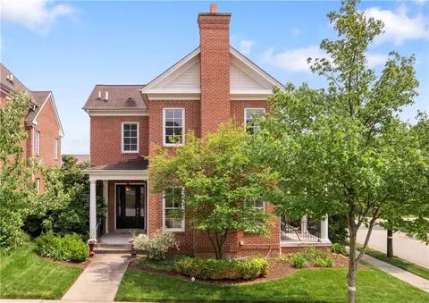 1580 Overton Ln, Pittsburgh, PA 15217