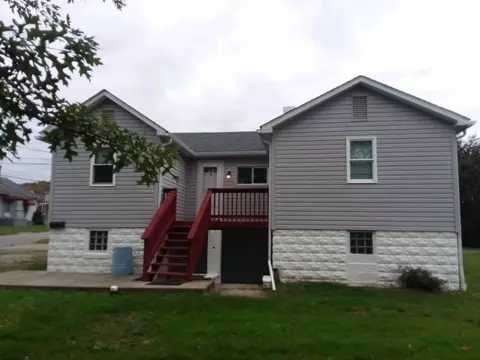 106 S Redwood St, Masontown, PA 15461