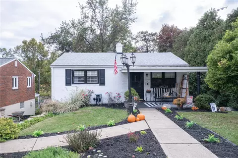 1202 Pleasantvue Dr, Pittsburgh, PA 15227