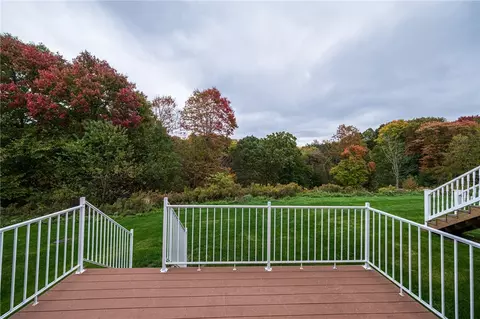 233 Broadstone Dr, Mars, PA 16046 photo 34