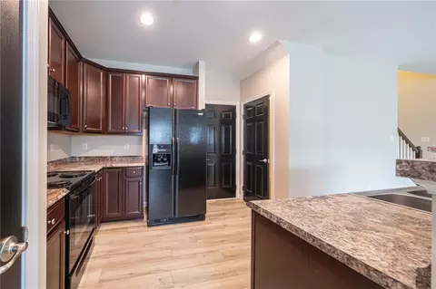 233 Broadstone Dr, Mars, PA 16046 photo 13