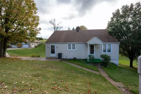 2318 Baloh St, Claridge, PA 15623