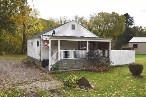 707 Millers Run Rd, Mcdonald, PA 15057