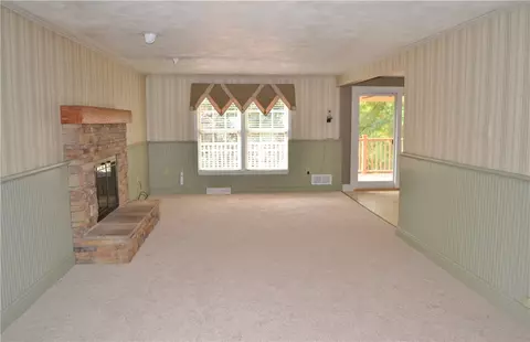 5913 Graybrooke Dr, Export, PA 15632 photo 6