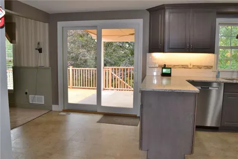 5913 Graybrooke Dr, Export, PA 15632 photo 9