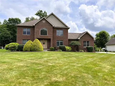 3106 Wild Grape Rd, New Castle, PA 16105