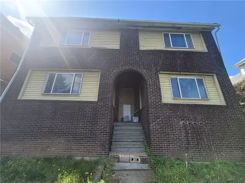 112 S 3rd, Duquesne, PA 15110