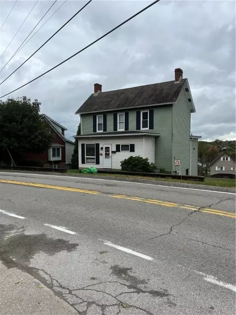 1612 Harrison Ave, Jeannette, PA 15644