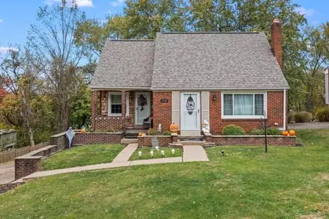 218 Parkedge Rd, Pittsburgh, PA 15220