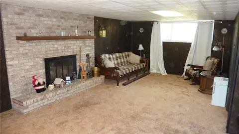 126 Chris Dr, Irwin, PA 15642 photo 29