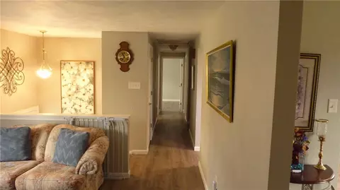 126 Chris Dr, Irwin, PA 15642 photo 9