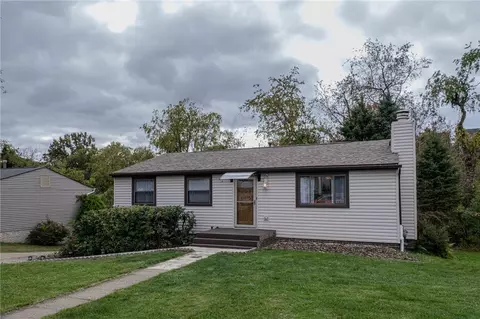112 Darnley Dr, Coraopolis, PA 15108
