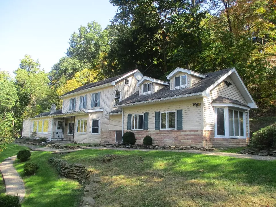 375 Slate Run Rd, Greensburg, PA 15601 21 Photos Movoto