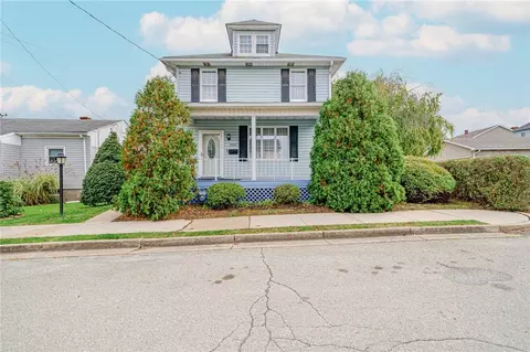 2304 Watkins Ave, Latrobe, PA 15650