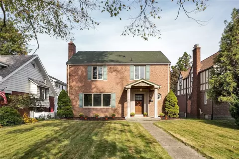 1207 Carlisle St, Natrona Heights, PA 15065