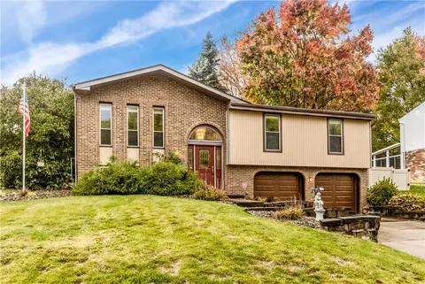 4826 Spring Valley Dr, Allison Park, PA 15101